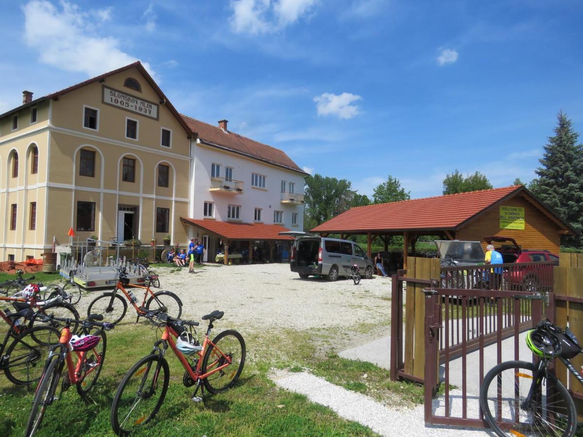 Mill House Apartment And Camping Лютомер Екстериор снимка