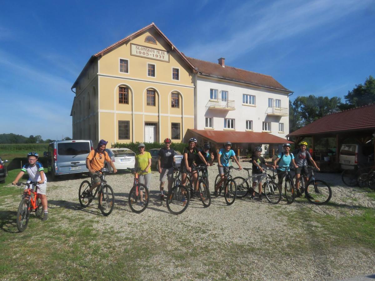 Mill House Apartment And Camping Лютомер Екстериор снимка
