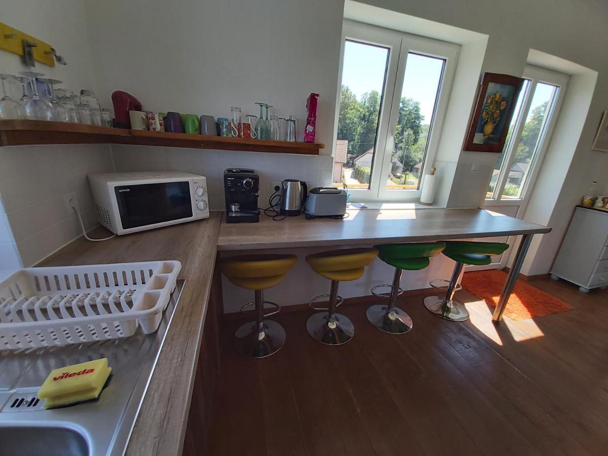 Mill House Apartment And Camping Лютомер Екстериор снимка
