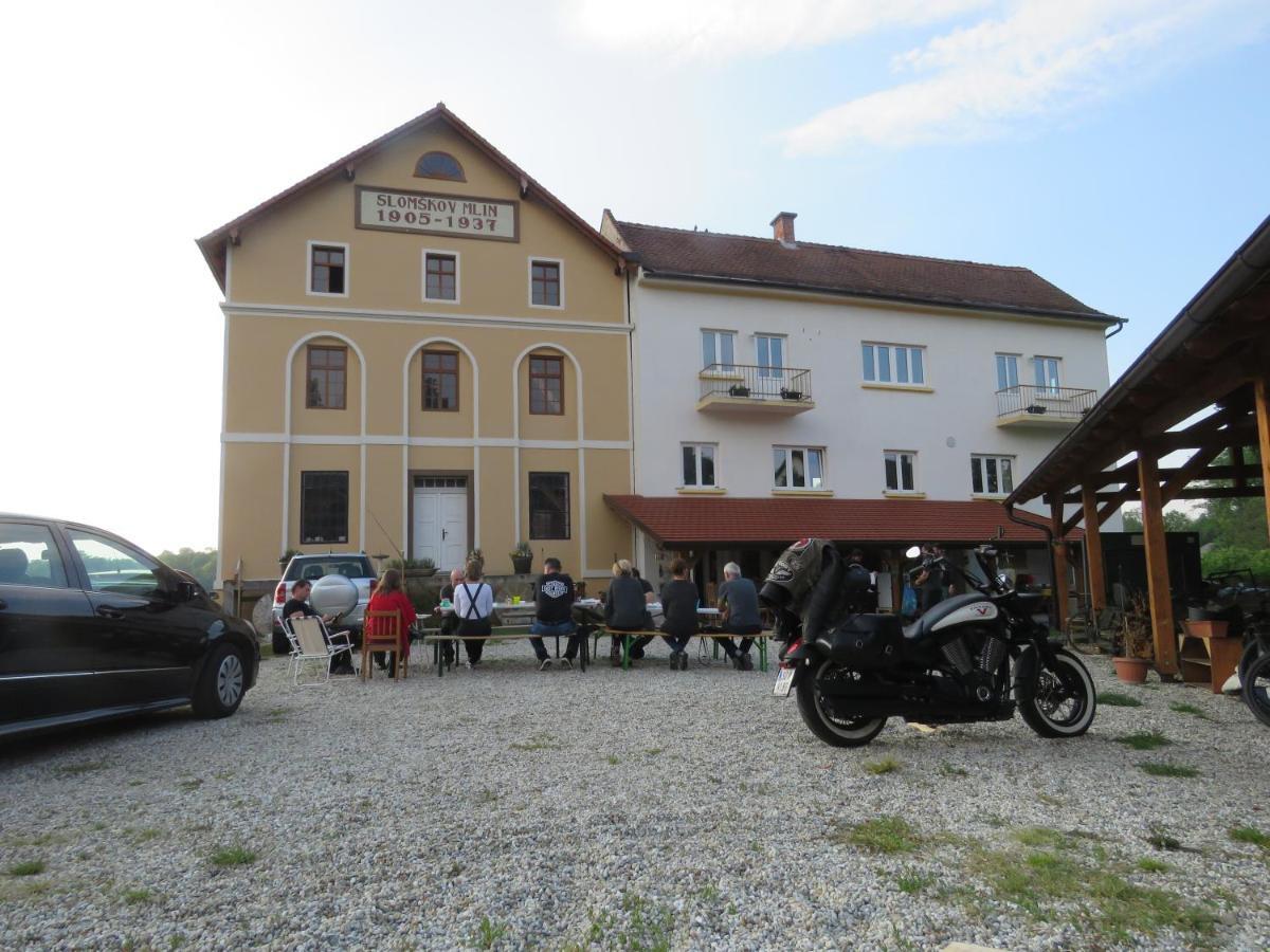 Mill House Apartment And Camping Лютомер Екстериор снимка